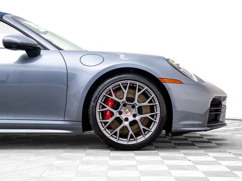 New 2026 Porsche 911 Carrera 4S image 33