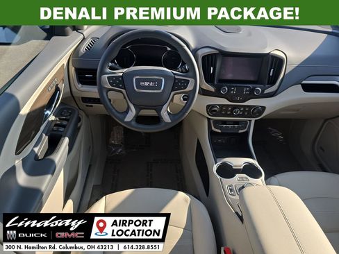 Used 2023 GMC Terrain Denali w/ Denali Premium Package AWD/4WD image 21