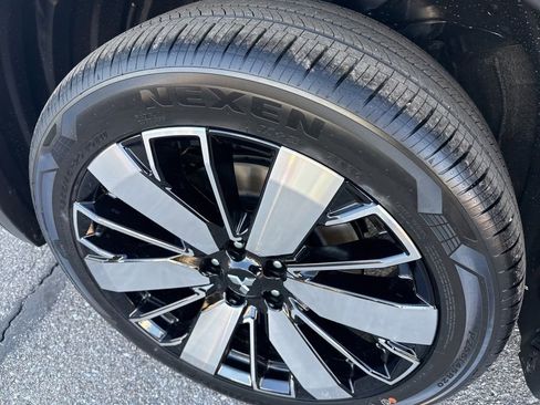 New 2026 Mitsubishi Outlander SE image 10