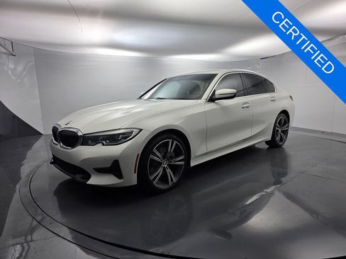 Certified 2022 BMW 330i Sedan w/ Premium Package RWD image 8