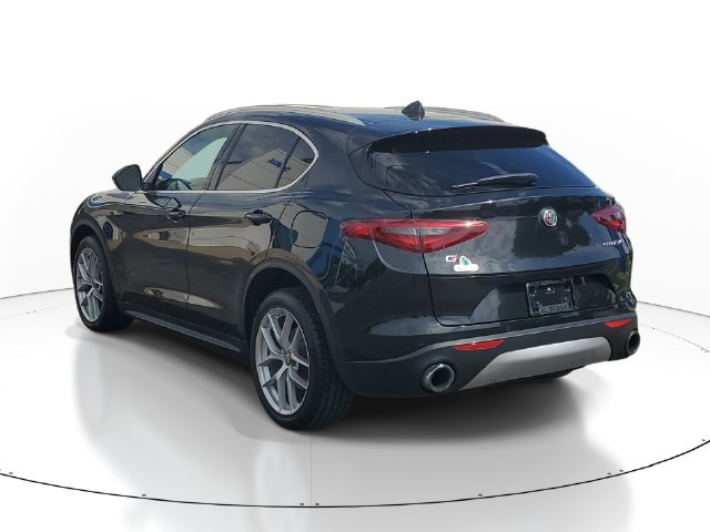 Used 2019 Alfa Romeo Stelvio Ti Lusso w/ Quick Order Package 22X Lusso AWD/4WD image 3