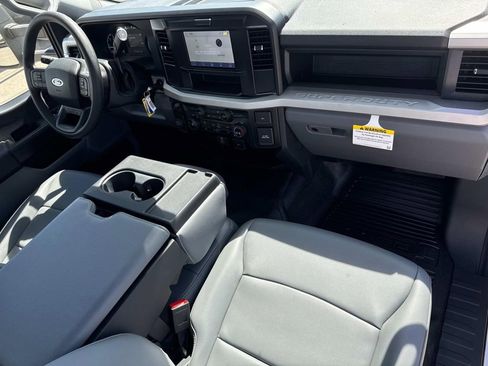 New 2025 Ford F350 XL w/ XL Chrome Package image 23