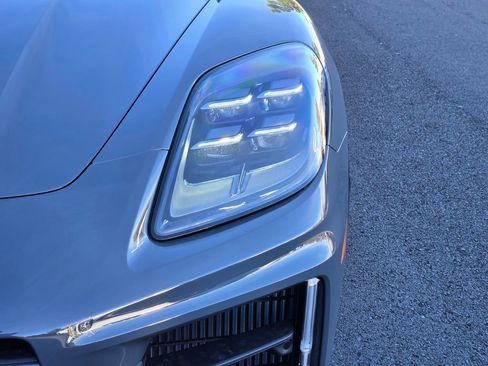 New 2026 Porsche Panamera 4 image 12