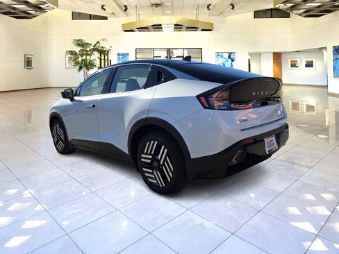 New 2026 Nissan Leaf SV+ image 3