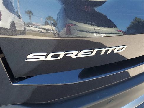 New 2026 Kia Sorento S w/ S Panoramic Sunroof Package image 28