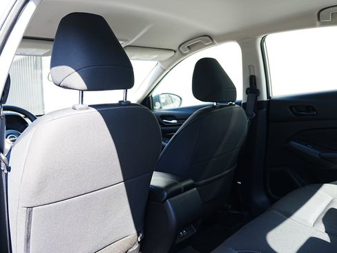 Used 2024 Nissan Altima 2.5 SV image 13