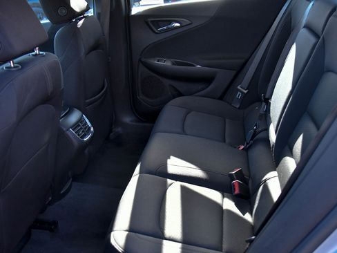 Used 2024 Chevrolet Malibu LT image 34