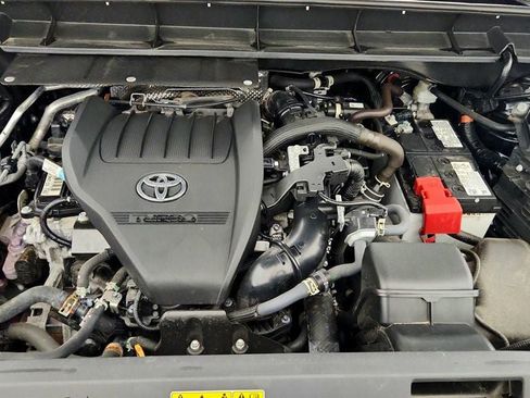 Used 2025 Toyota Highlander Platinum AWD/4WD image 27