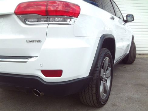 Used 2015 Jeep Grand Cherokee Limited AWD/4WD image 8