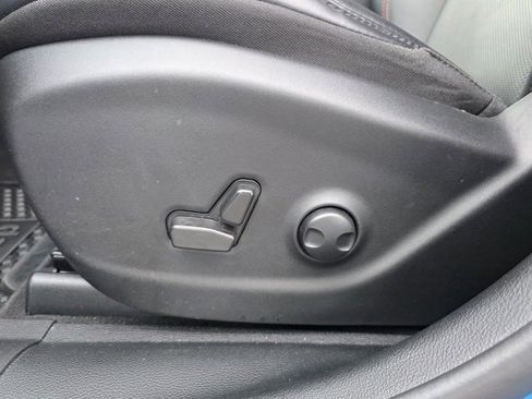 Used 2022 Jeep Cherokee Trailhawk w/ Premium Leather Package image 15