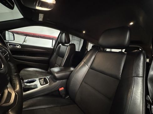 Used 2020 Jeep Grand Cherokee Altitude AWD/4WD image 21