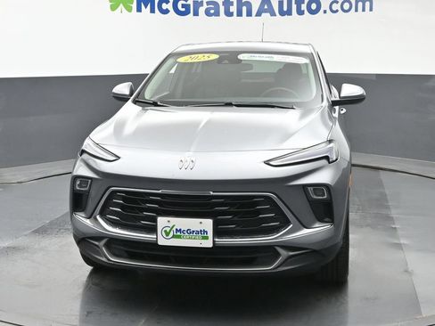 Used 2025 Buick Encore GX Preferred AWD/4WD image 6