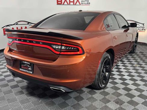 Used 2021 Dodge Charger SXT RWD image 7