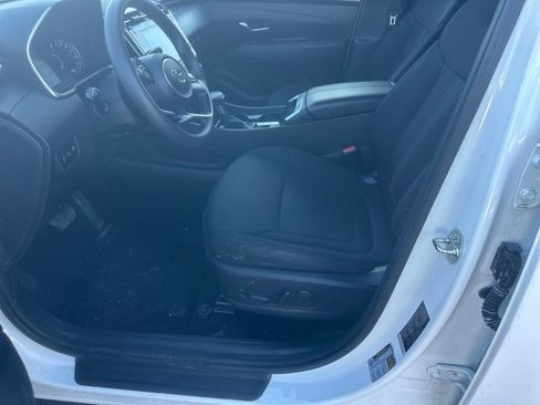 Used 2024 Jeep Compass Trailhawk image 4