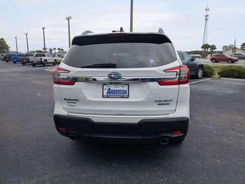 Used 2024 Subaru Ascent Limited w/ Technology Package AWD/4WD image 4