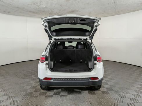 Certified 2024 Jeep Compass Limited image 10