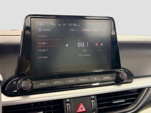 Used 2023 Kia Forte LXS w/ LXS Technology Package FWD image 15