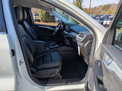 New 2026 Ford Escape Platinum w/ Equipment Group 601A image 37