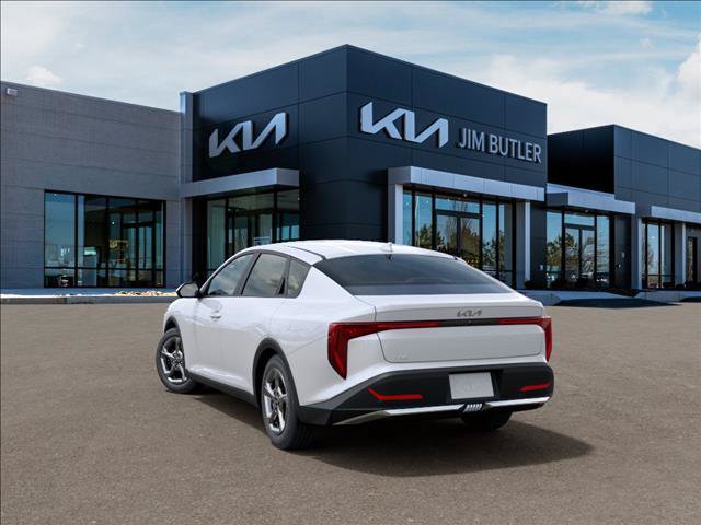 New 2026 Kia K4 FWD image 4