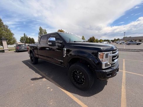 Used 2021 Ford F350 Platinum w/ Tremor Off-Road Package AWD/4WD image 4