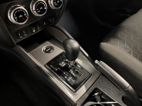 Used 2021 Mitsubishi Outlander Sport SE image 28