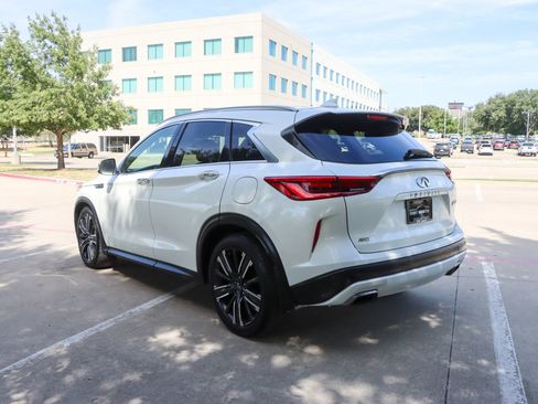 Used 2021 INFINITI QX50 Luxe w/ Appearance Package AWD/4WD image 5