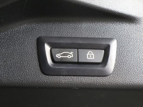 Used 2022 BMW X5 xDrive40i AWD/4WD image 23