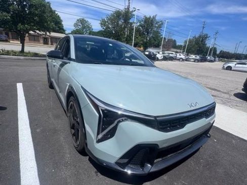 Certified 2025 Kia K4 GT-Line w/ GT-Line Sunroof Package FWD image 2