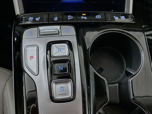 Used 2024 Hyundai Tucson Limited image 17