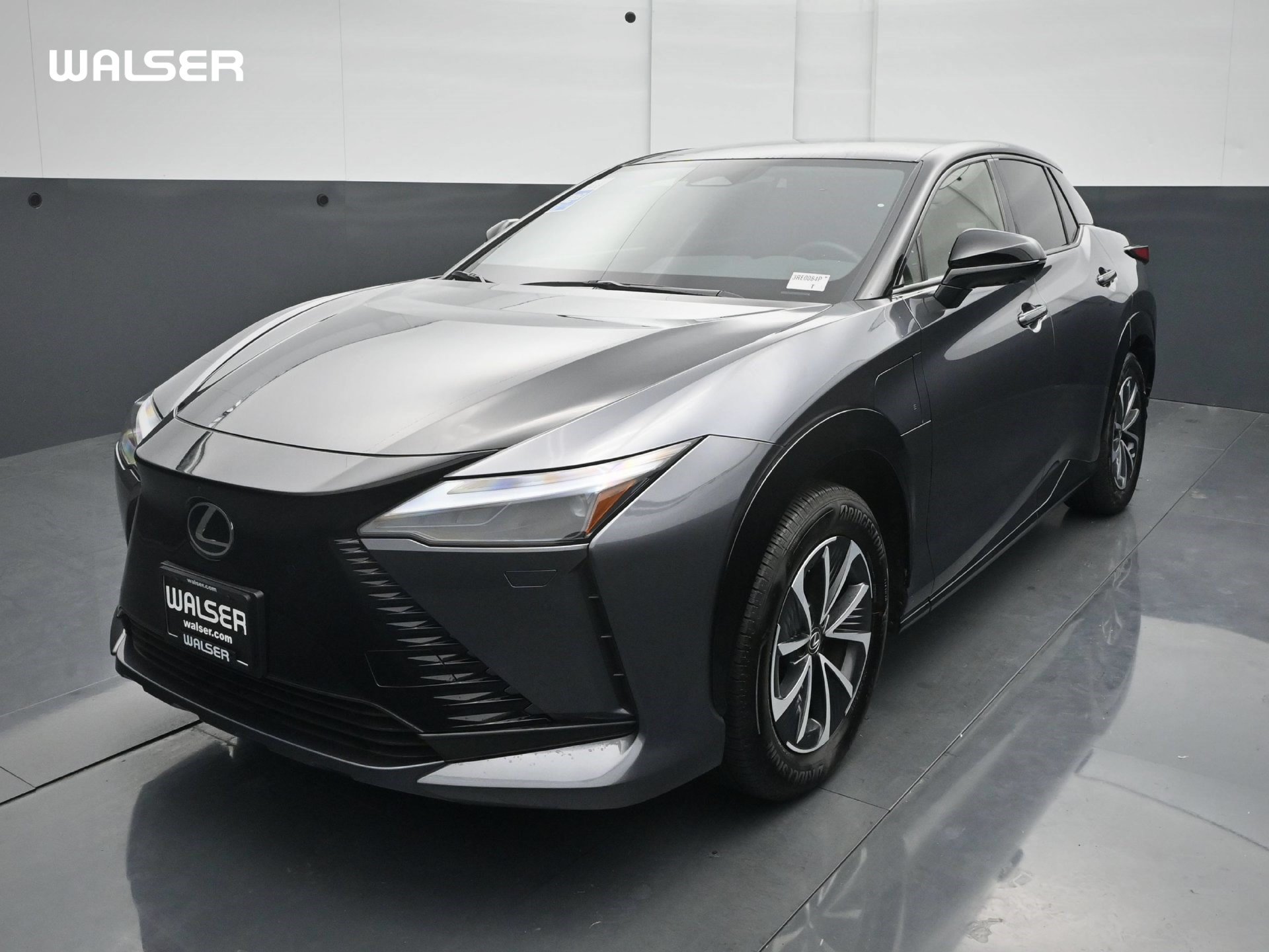 Used 2025 Lexus RZ 300e w/ Accessory Package (2T) FWD image 1