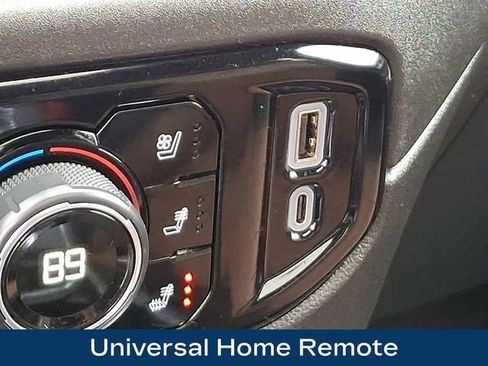 Used 2024 Chevrolet Silverado 2500 High Country w/ Technology Package image 28