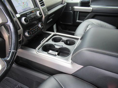 Used 2020 Ford F250 Platinum AWD/4WD image 19