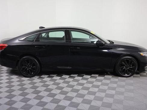 Used 2018 Honda Accord LX image 9