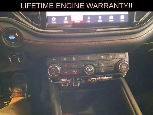 Certified 2024 Dodge Durango GT image 15