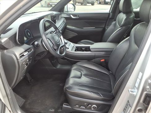 Used 2024 Hyundai Palisade Calligraphy image 23