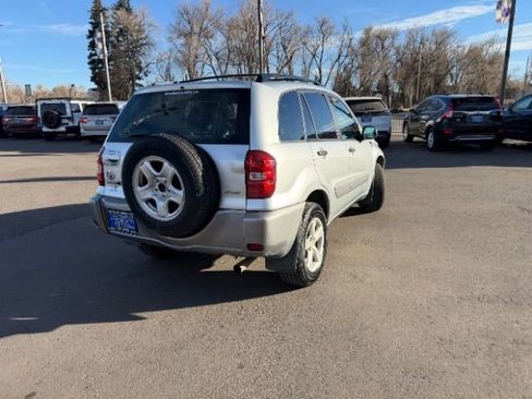 Used 2004 Toyota RAV4 4WD image 12