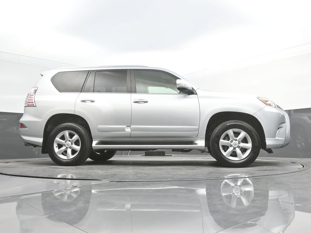Used 2017 Lexus GX 460 w/ Navigation Package AWD/4WD image 48