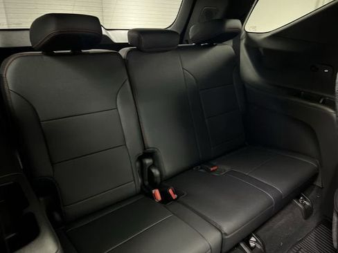 New 2026 Chevrolet Traverse RS w/ LPO, Floor Liner Package image 28