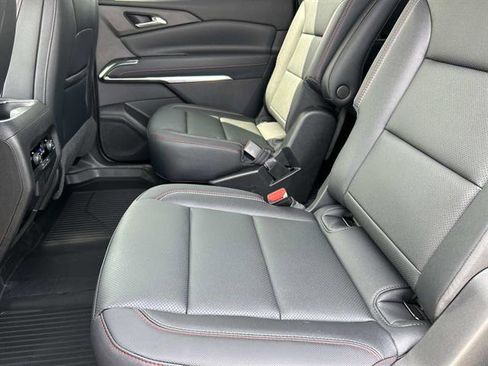 New 2026 Chevrolet Traverse Z71 w/ Driver Confidence Package image 14