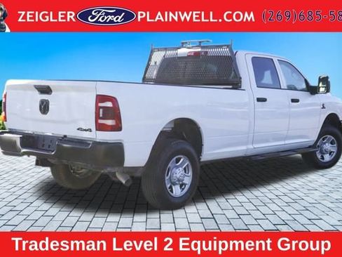 Used 2024 RAM 3500 Tradesman w/ Safety Group AWD/4WD image 3
