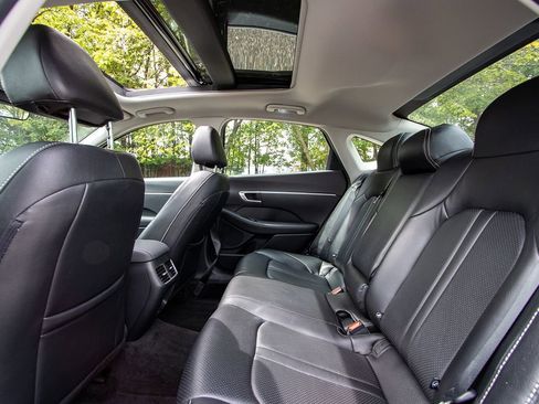 Used 2022 Hyundai Sonata SEL w/ Convenience Package image 27