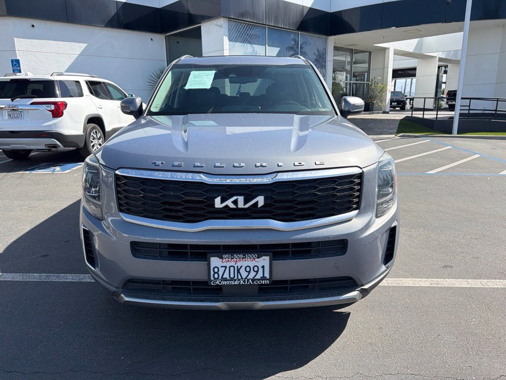 Used 2022 Kia Telluride EX FWD image 3