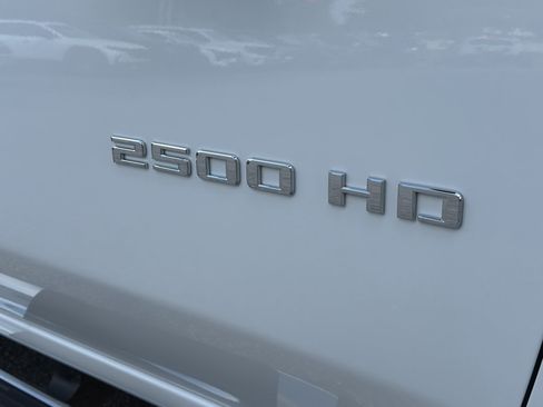 Used 2025 Chevrolet Silverado 2500 Custom w/ Custom Value Package AWD/4WD image 10