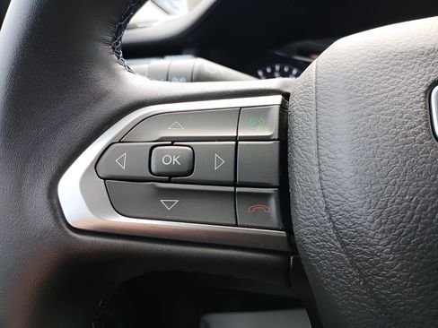 Used 2022 Jeep Compass Latitude w/ Convenience Group AWD/4WD image 19
