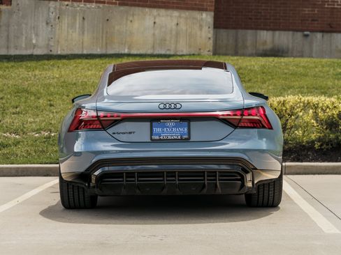 Used 2023 Audi e-tron GT Premium Plus w/ Performance Package AWD/4WD image 27