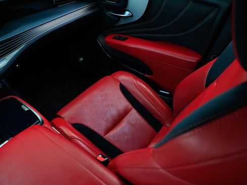 Used 2018 Lexus LS 500 F Sport w/ Accessory Package (Z2) image 27