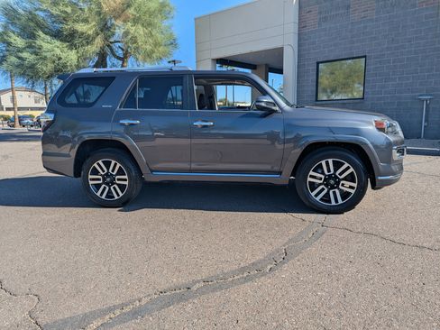 Used 2023 Toyota 4Runner Limited image 2