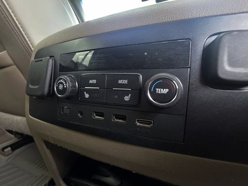 Used 2019 Chevrolet Tahoe LT AWD/4WD image 14