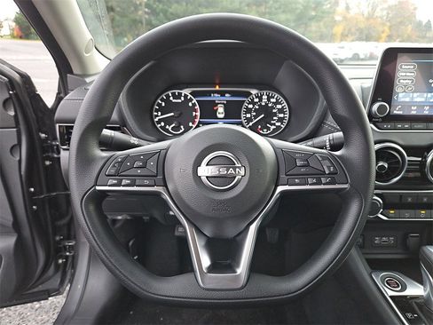 New 2025 Nissan Sentra SV w/ Trunk Package image 12