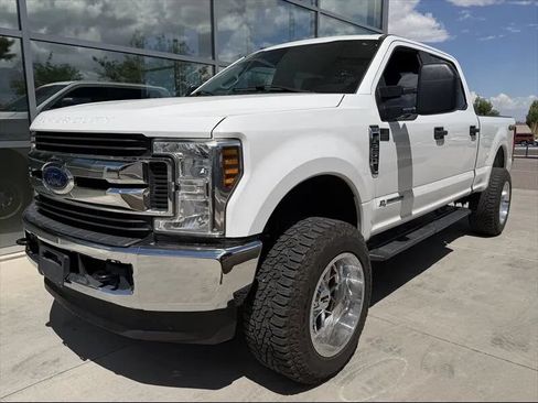 Used 2019 Ford F250 XL w/ STX Appearance Package AWD/4WD image 5